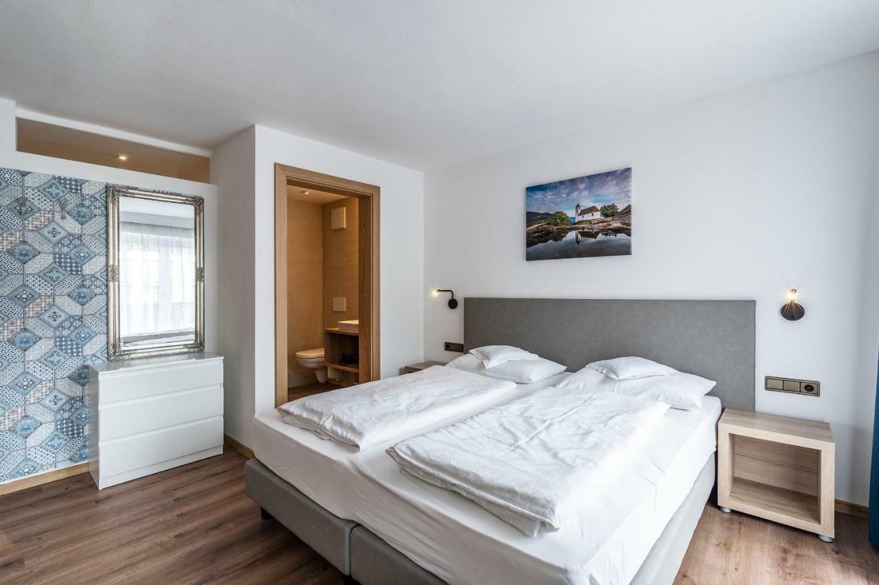 Residence Alpina Tesimo Bagian luar foto